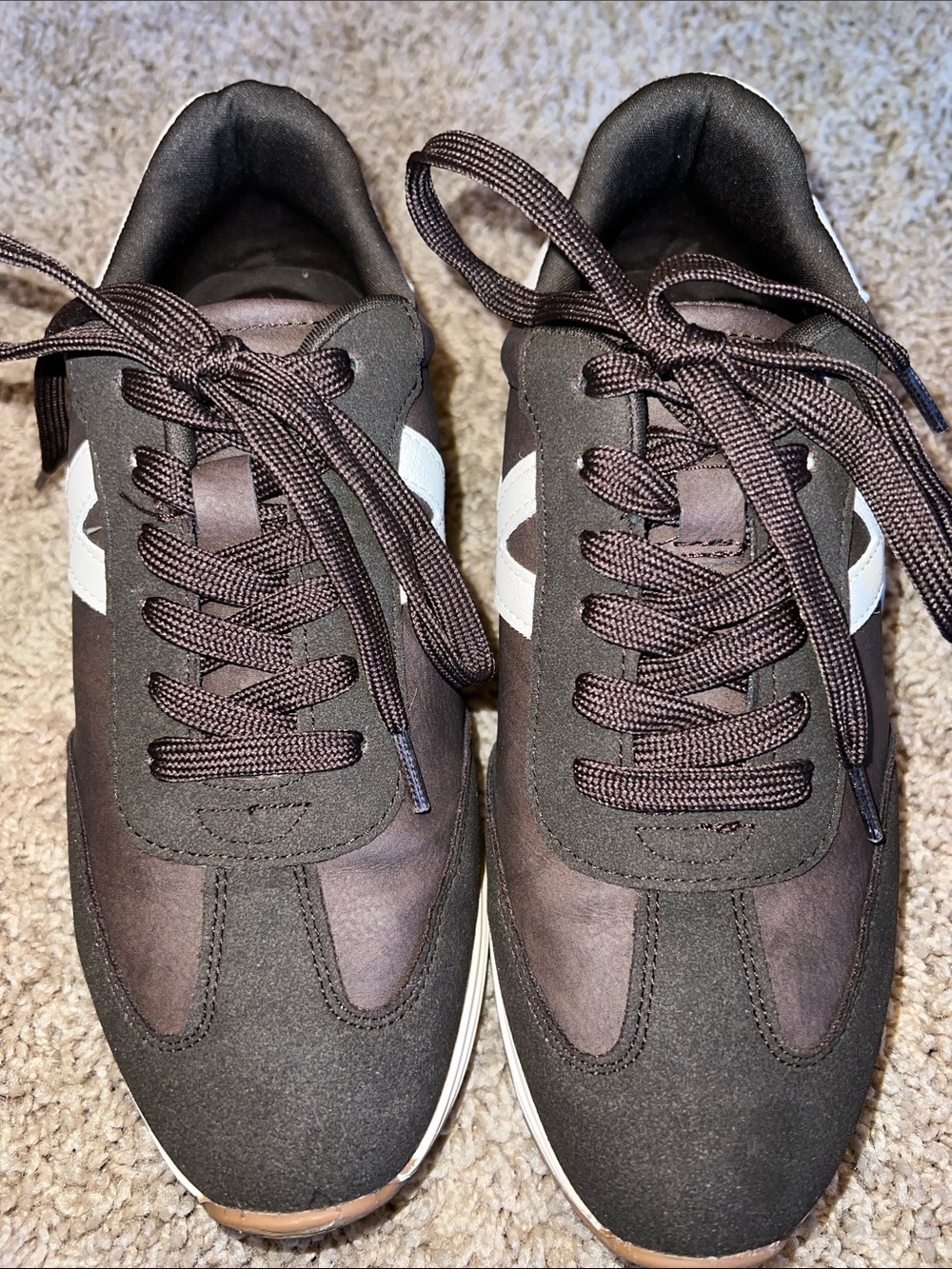 Women's Dolce Vita Brown Lace-Up Casual Sneakers with White Accent